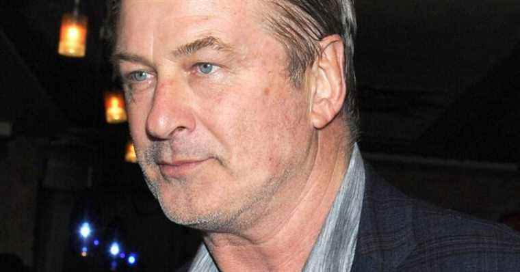 Alec Baldwin and his fatal shot: his first reaction after the terrible tragedy