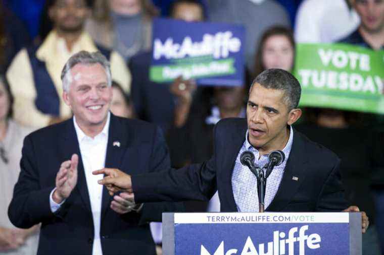 Barack Obama campaigns in Virginia to support Terry McAuliffe