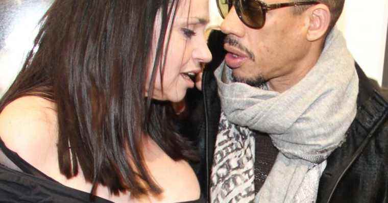 Béatrice Dalle close to her ex Joey Starr: an accomplice kiss to her “cockroach”!