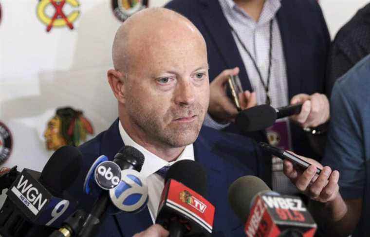 Blackhawks GM Stan Bowman resigns