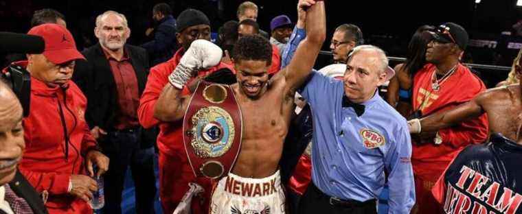 Boxing: Stevenson snatches WBO super featherweight title from Herring