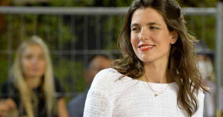 Charlotte Casiraghi has changed her mind!  New short haircut for the start of the school year