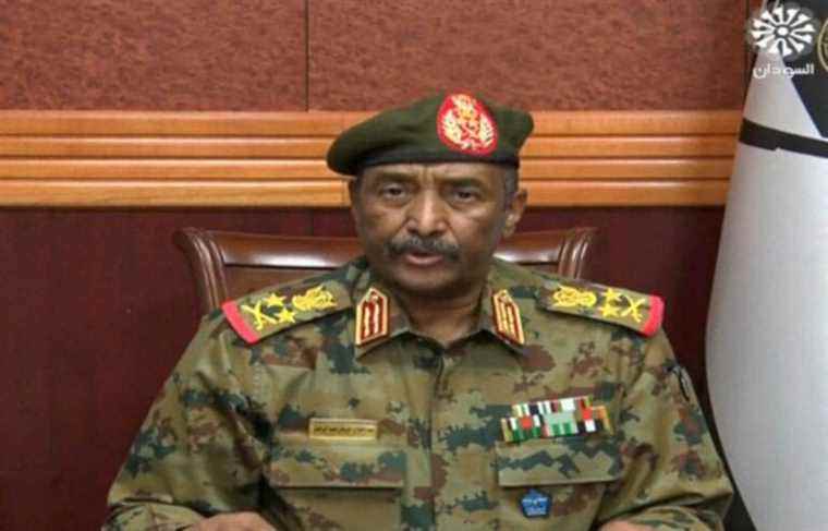 Coup in Sudan: civilian leaders in military hands