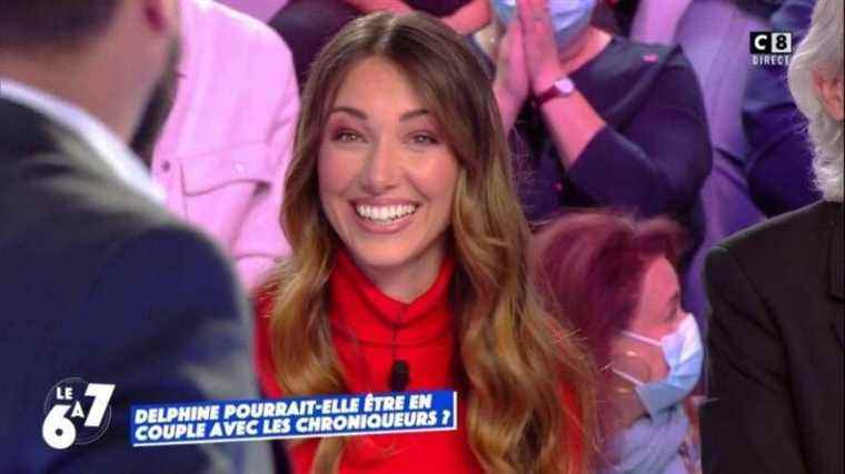 Delphine Wespiser bisexual?  Its very cash declaration in TPMP!