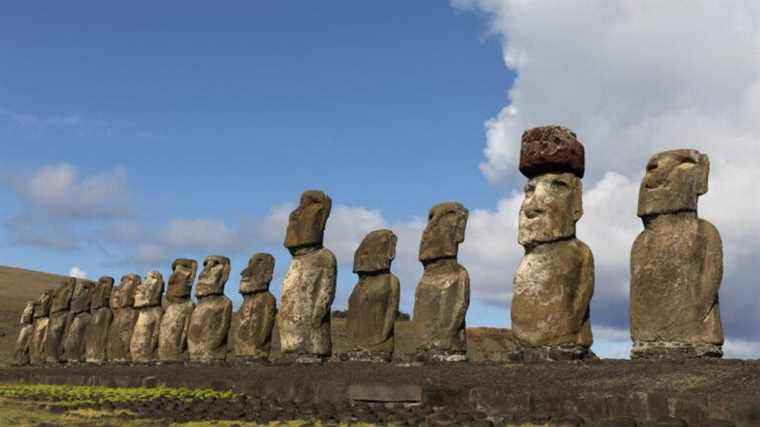 Easter Island residents oppose return of tourists