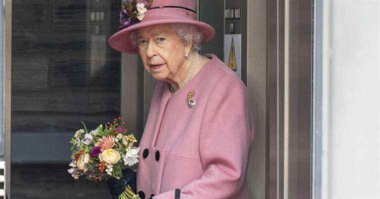 Elizabeth II hospitalized: Kate and William still take off with their three children