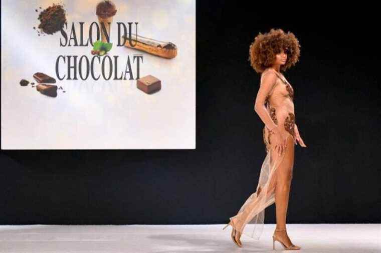 Ex Miss France Alicia Aylies’ long awaited nude chocolate dress will leave you speechless!