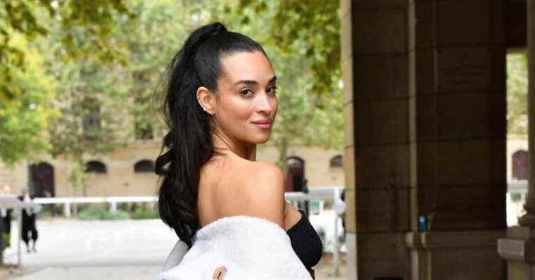 Fashion Week: Sublime Camélia Jordana at Loewe, black dress and bare shoulders