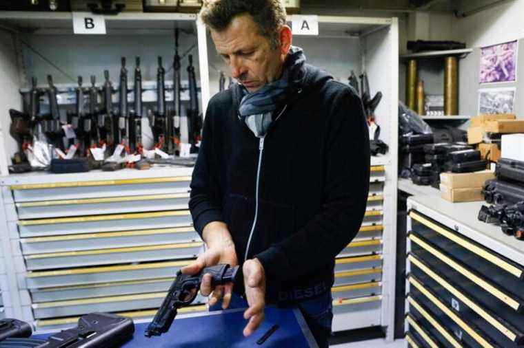 Film gunsmith, a profession where mistakes can be fatal