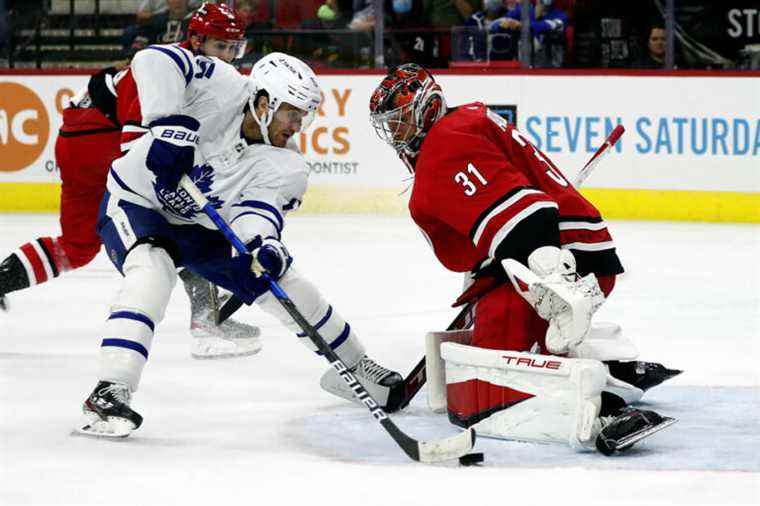 Frederik Andersen stands in front of the Maple Leafs