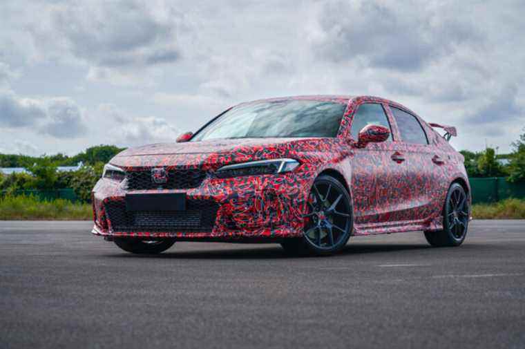 Honda |  The 2023 Civic Type R makes its first outing in a camouflage suit