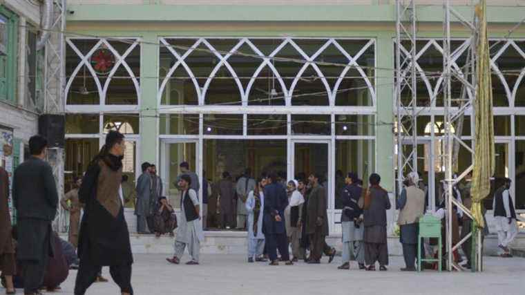 ISIS claims responsibility for bombing Shiite mosque in Kandahar