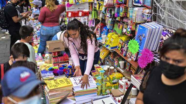 In Mexico, after a year and a half without a class, 37 million students find their way back to school