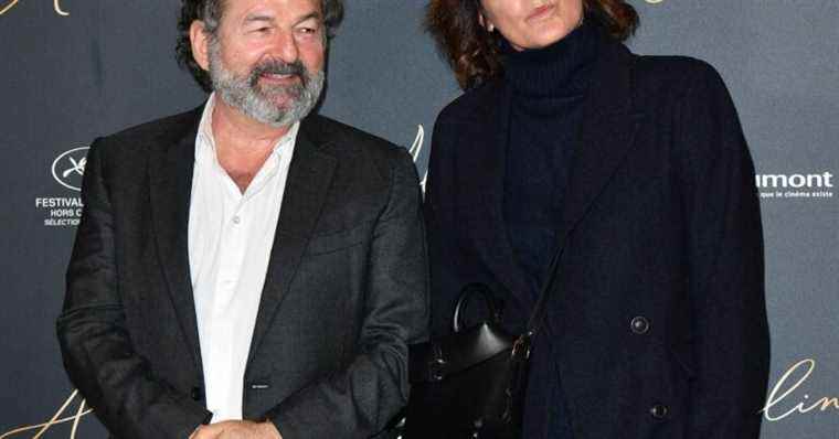 Inès de la Fressange: Accomplice outing with her companion Denis Olivennes for Aline