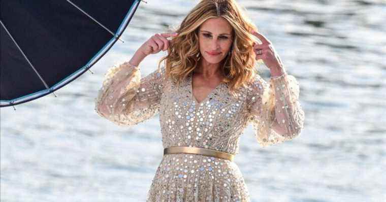 Julia Roberts, sublime muse in Paris: grandiose filming on a barge