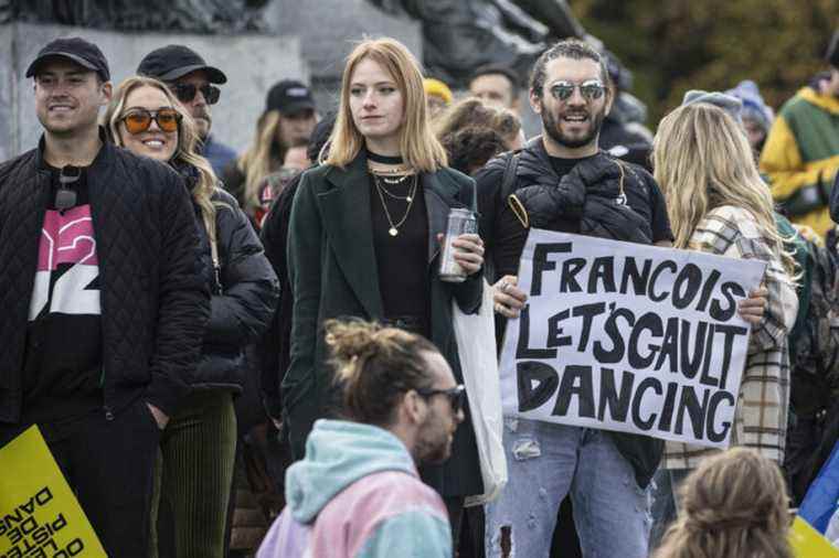 Montreal |  Protesters demand the opening of dance floors