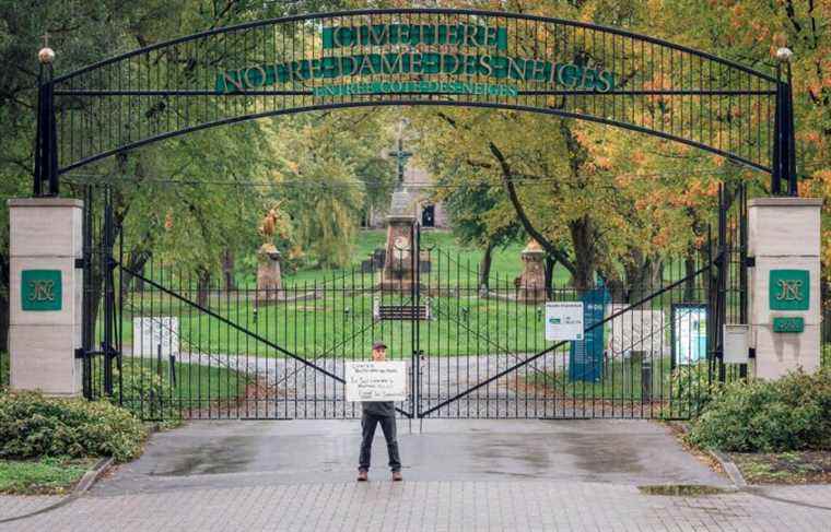 Montreal: mourning put on pause on Sunday at Notre-Dame-des-Neiges cemetery