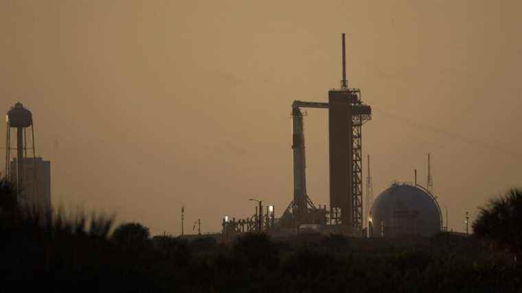 NASA, SpaceX Delay Flight To International Space Station Due To Bad Weather