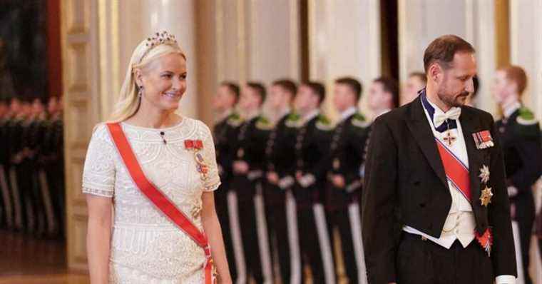 Princess Mette-Marit of Norway adorned with diamonds and amethysts: tiaras parade through the palace