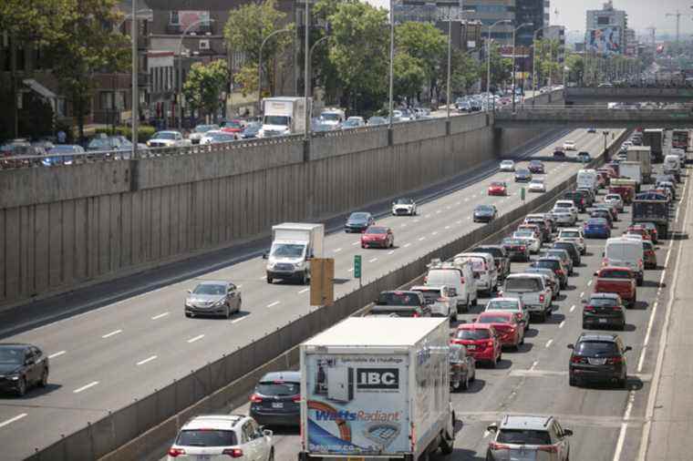 Projet Montréal wants a park above the Décarie highway