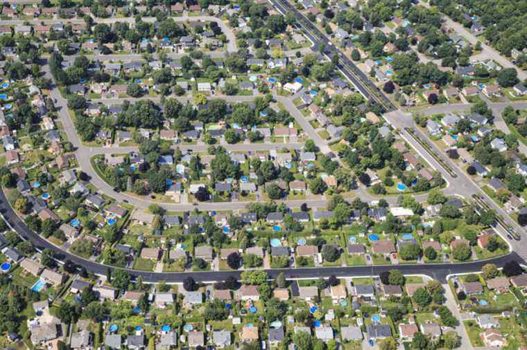 Promote urban sprawl on credit