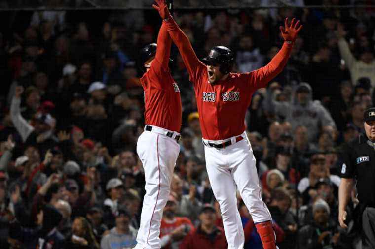 Red Sox take 2-1 lead in Championship Series