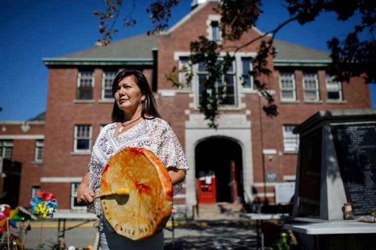 Residential Schools for Aboriginal People |  Justin Trudeau goes to Tk’emlúps te Secwepemc