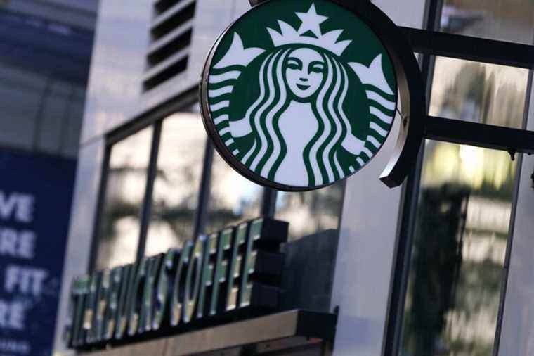 Starbucks sees profits jump, but sales disappoint