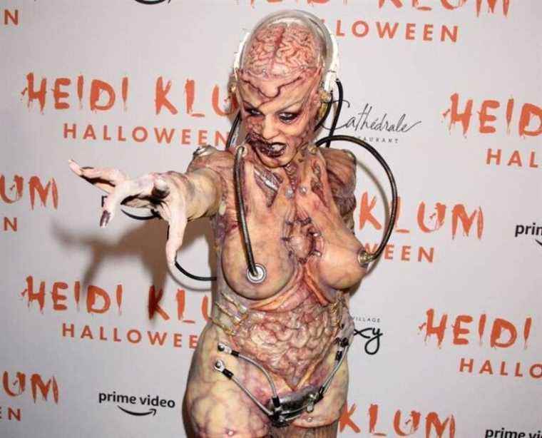 This Heidi Klum Halloween costume is … REALLY mind blowing!