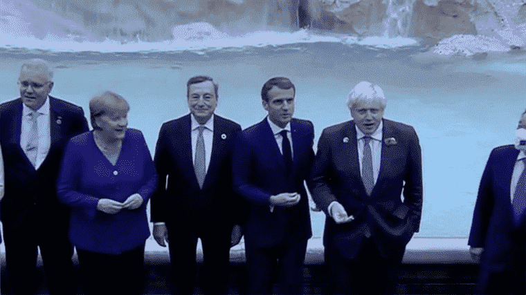 a tête-à-tête in camera between Boris Johnson and Emmanuel Macron at the G20