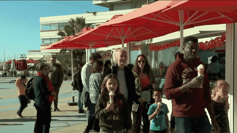 first air bowls for tourists