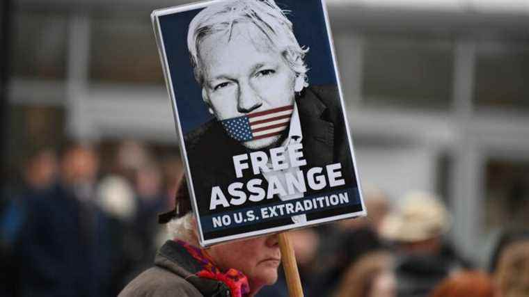 new US request to extradite Julian Assange