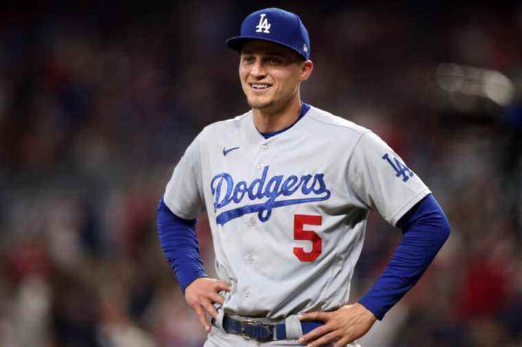 10 year contract |  Shortstop Corey Seager chooses Rangers