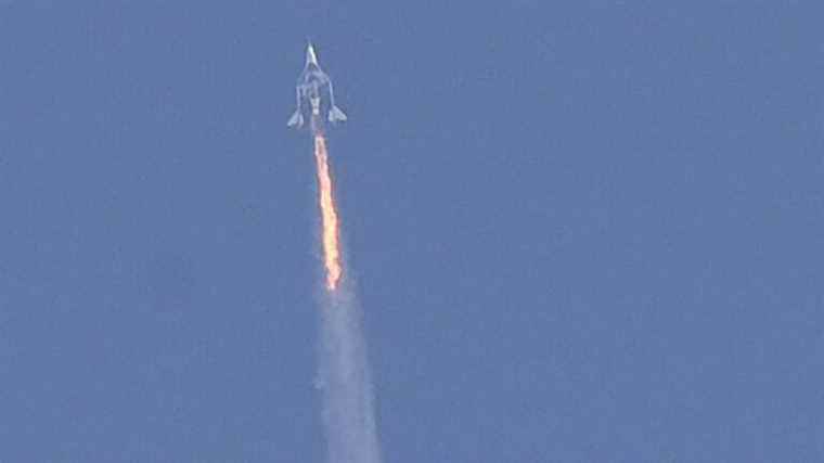 Virgin Galactic has sold 100 space tickets for $ 450,000