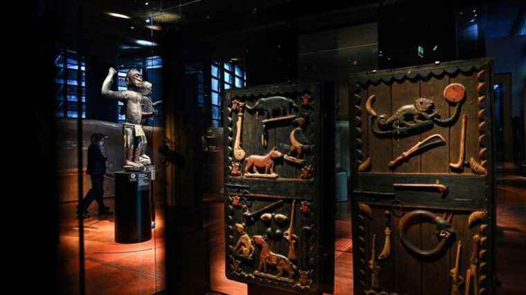 26 looted treasures will leave the Quai Branly Museum on Wednesday to reach Benin