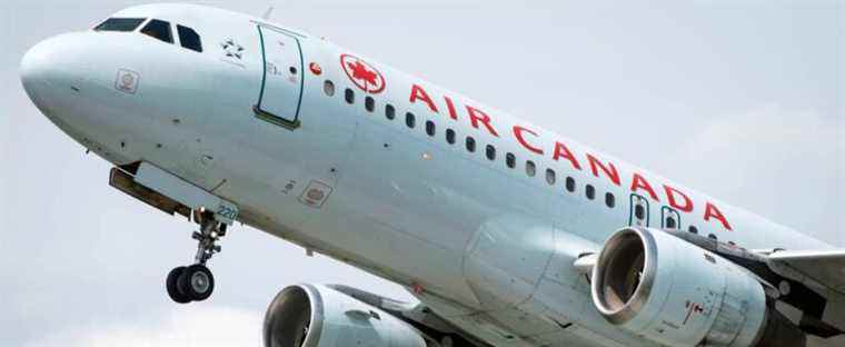 Air Canada cuts third quarter loss to $ 640 million