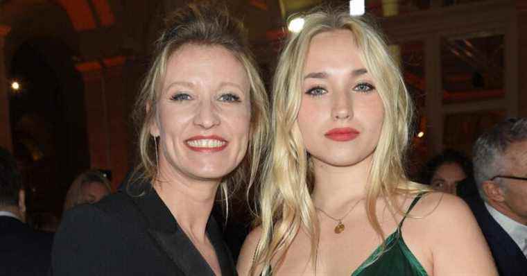 Alexandra Lamy separated from Jean Dujardin: how her daughter Chloé Jouannet helped her after the breakup