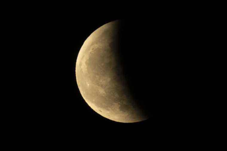 “Almost total” lunar eclipse last night, the longest since 1440