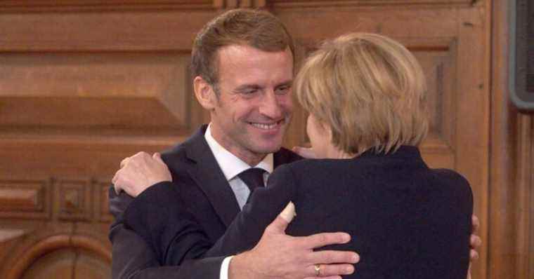 Angela Merkel very moved in front of her discreet husband Joachim Sauer and the Macron couple