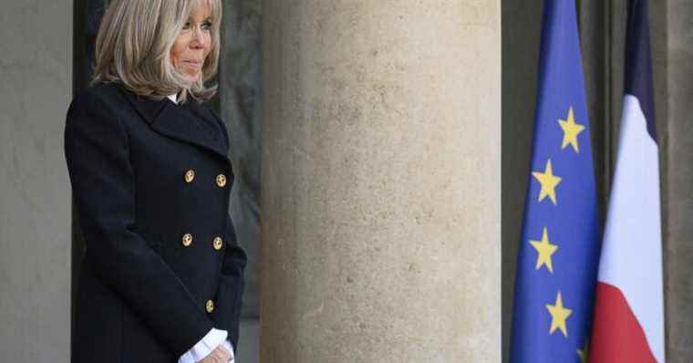 Brigitte Macron and the president’s courtiers: “At one point, it was shoe polish all the time”