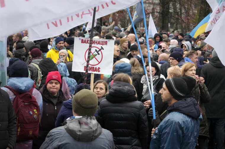 COVID-19 |  Ukrainians demonstrate against the measures