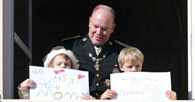 Charlene of Monaco absent: Jacques and Gabriella shout their love on the balcony of the palace