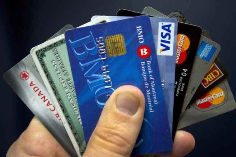 Credit card spending on the rise in Canada