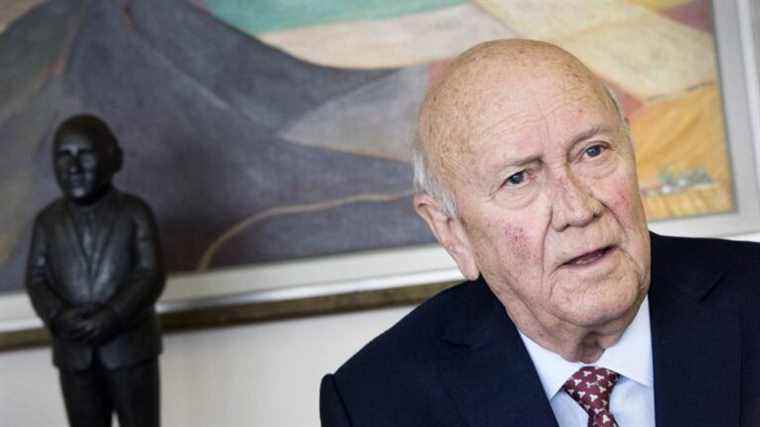 Death of Frederik de Klerk, last white president of South Africa and gravedigger of apartheid