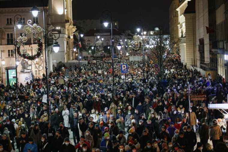 Death of a pregnant woman |  Thousands of Poles take to the streets to denounce anti-abortion legislation