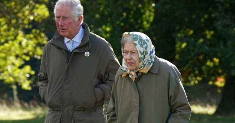 Elizabeth II, Charles and William at war with the BBC