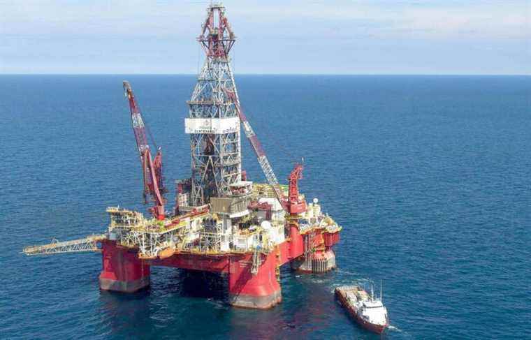 Environment: new marine oil exploration permits sold in the United States