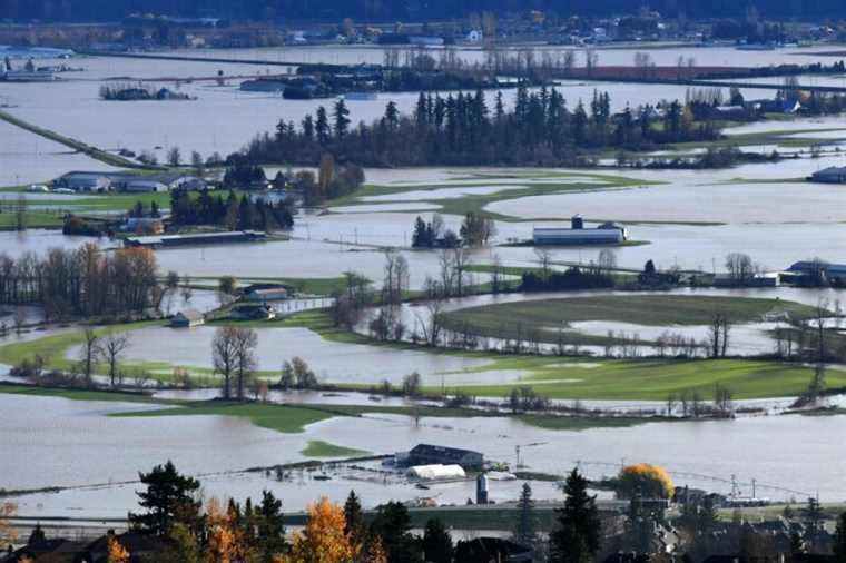 State of emergency in British Columbia |  “The roads are going to be closed for a long time”