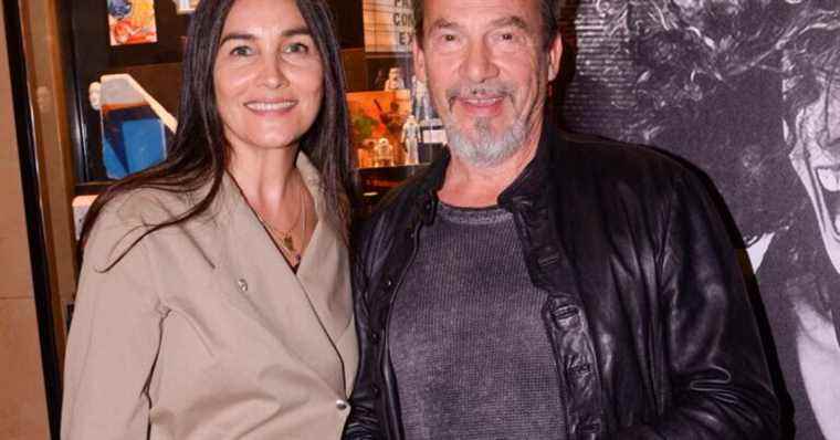 Florent Pagny: His wife has dared to have white hair for 3 years, (almost) all his clan approves