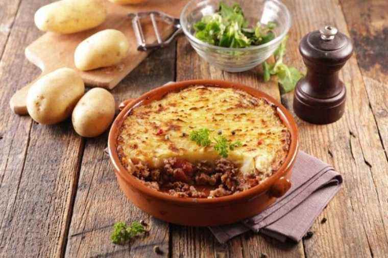 Here is the comforting recipe for shepherd’s pie from Cyril Lignac